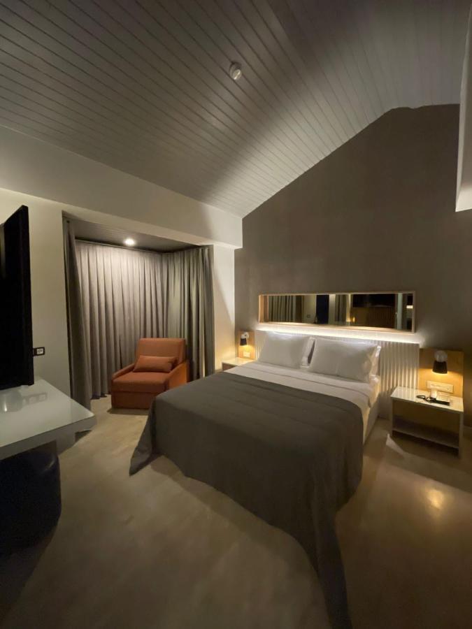 Ariel Hotel Alaçatı Buitenkant foto
